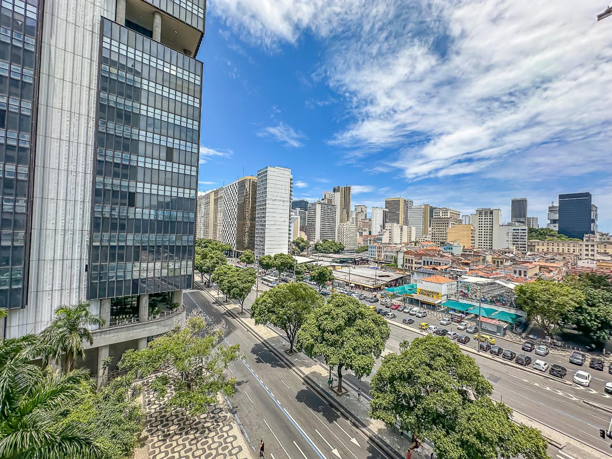 Confortavel Colado Metro Uruguaiana Apartemen *